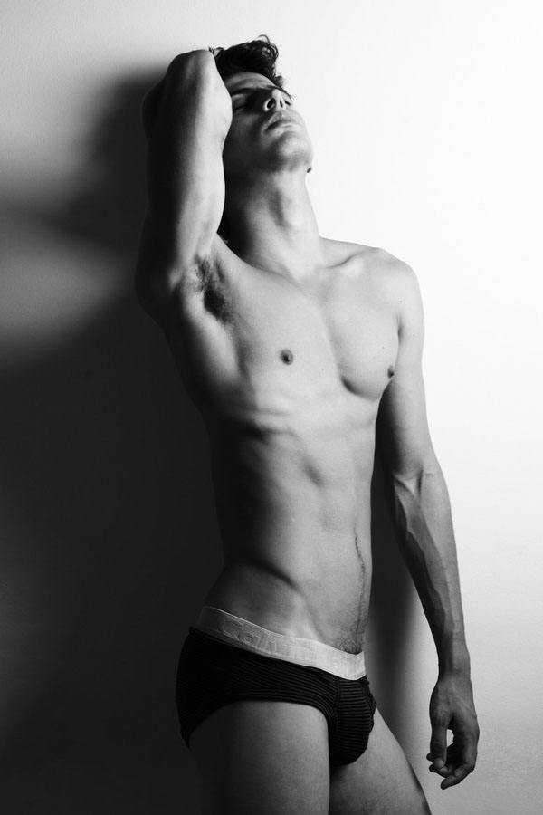 นายแบบ 007