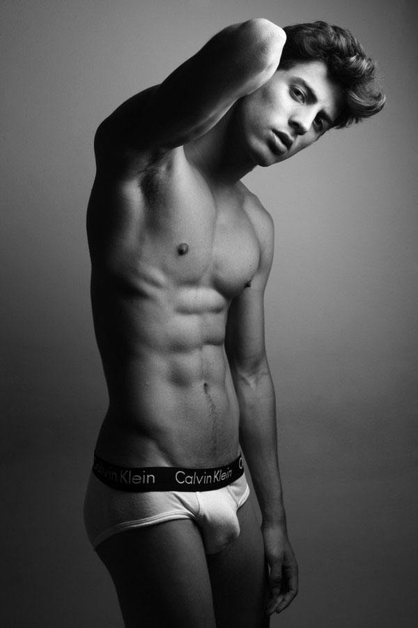 นายแบบ 007