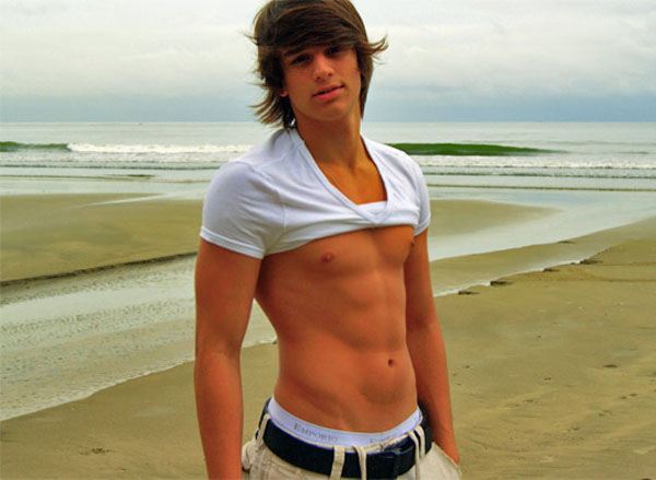 นายแบบ 008