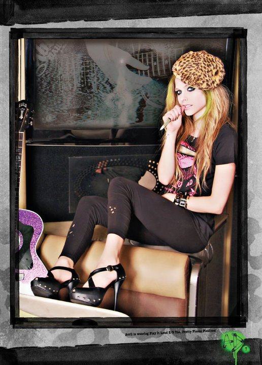 Avril Lavigne 10