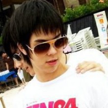 พีช พชร จิราธิวัฒน์