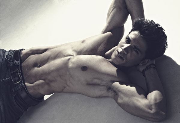 นายแบบ 010