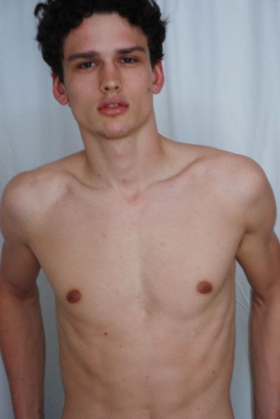 นายแบบ 010