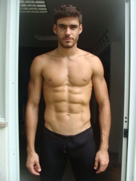 นายแบบ 010