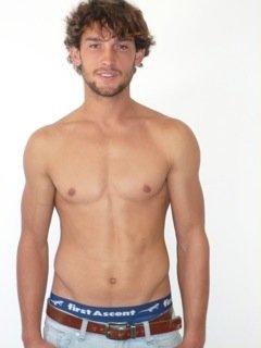 นายแบบ 010