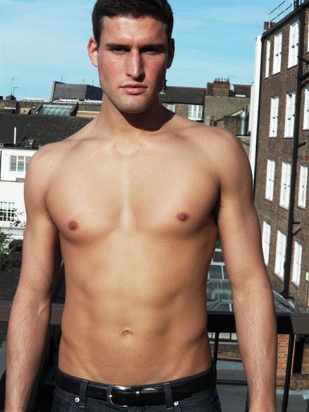 นายแบบ 010