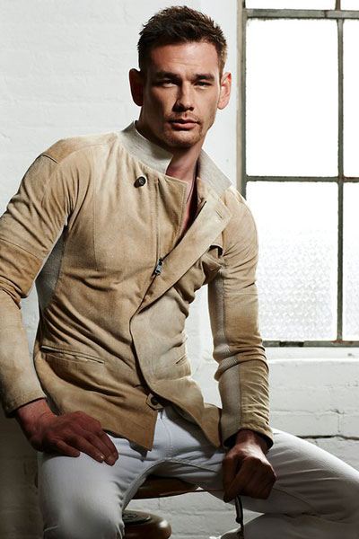 นายแบบ 010