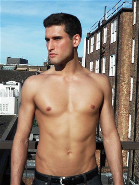 นายแบบ 010