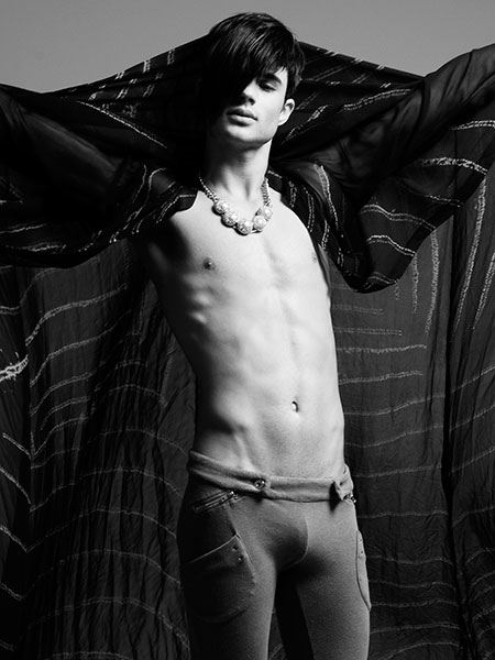 นายแบบ 011