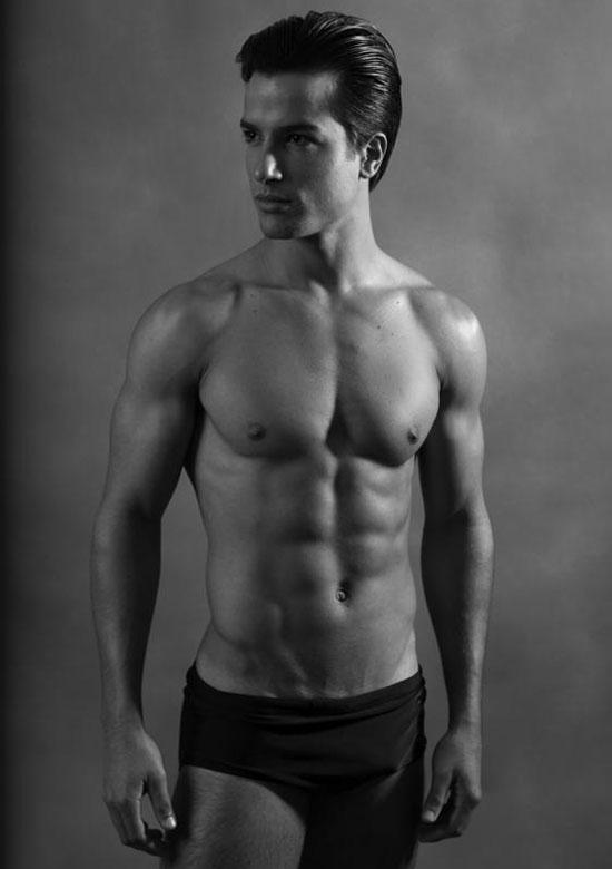 นายแบบ 011