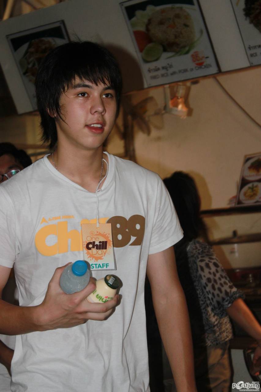 พีช พชร จิราธิวัฒน์ หนุ่มหล่อไฮโซ ทายาทห้างดังเซ็นทรัล