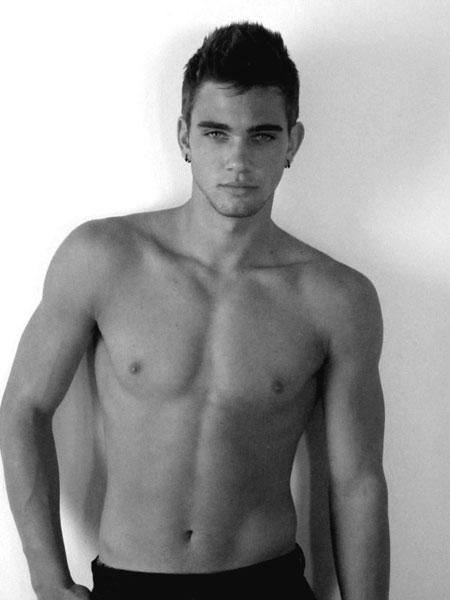 นายแบบ 012