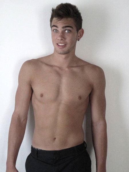 นายแบบ 012