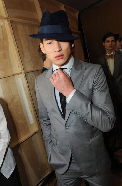 นายแบบ 012