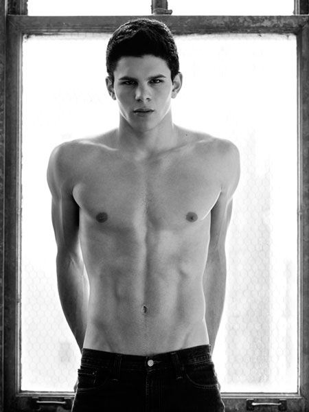 นายแบบ 012