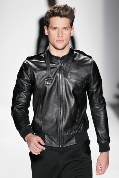 นายแบบ 012