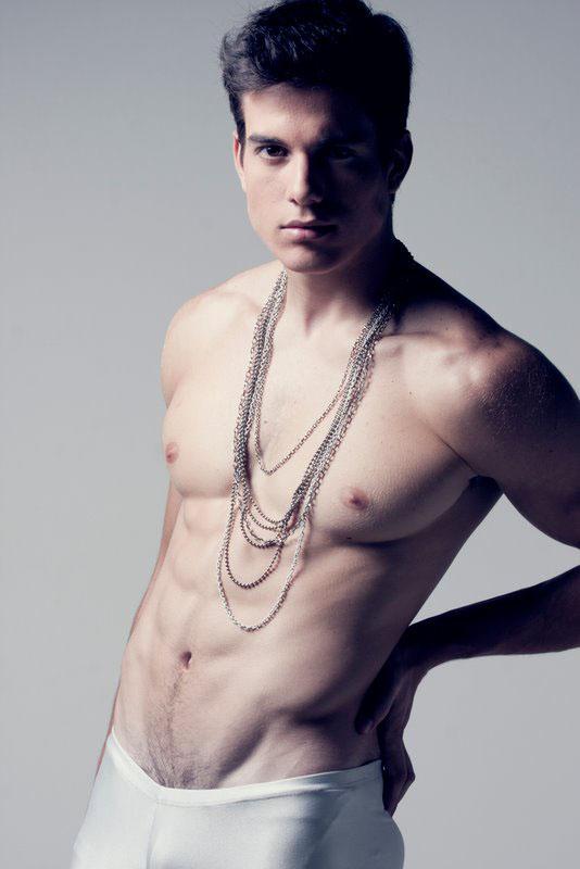 Carlos Ferreira อายุ 18 เองอ่ะ