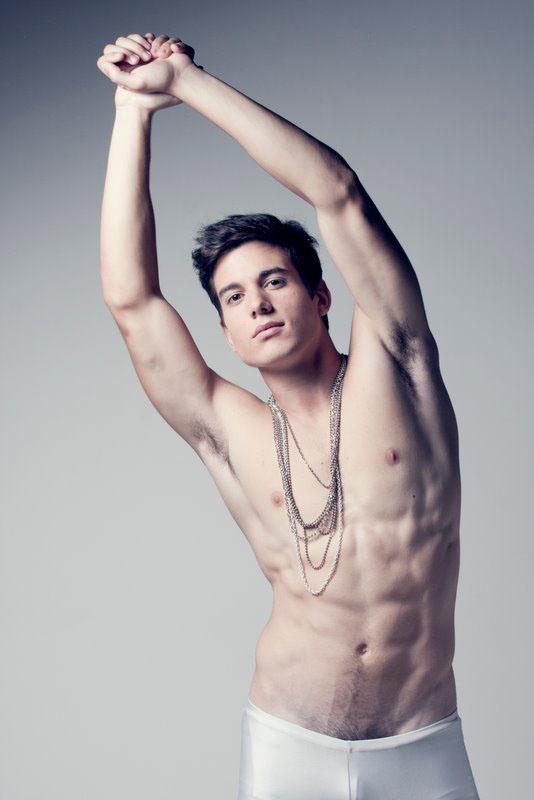 Carlos Ferreira อายุ 18 เองอ่ะ