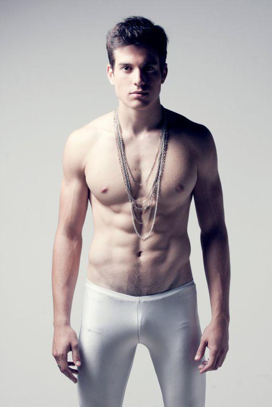 Carlos Ferreira อายุ 18 เองอ่ะ