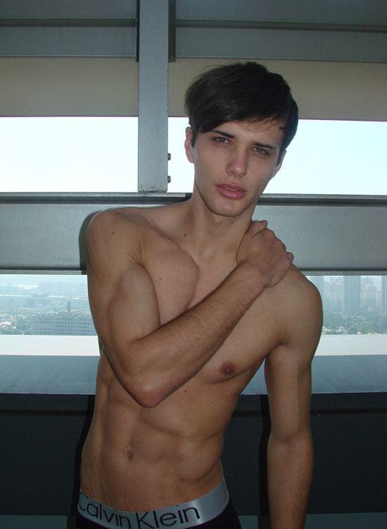 นายแบบ 017