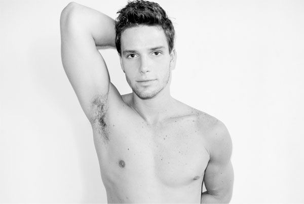 นายแบบ 018