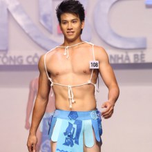 ประกวดอะไรไม่รู้ แต่เริ่ด