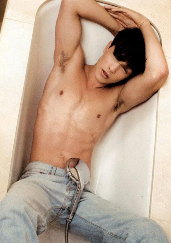 นายแบบ 019