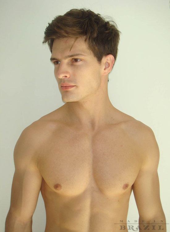 นายแบบ 020