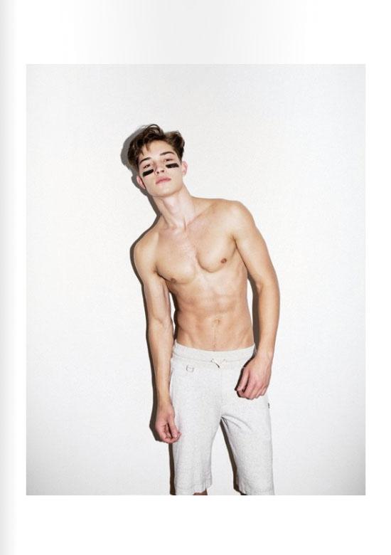 นายแบบ 020