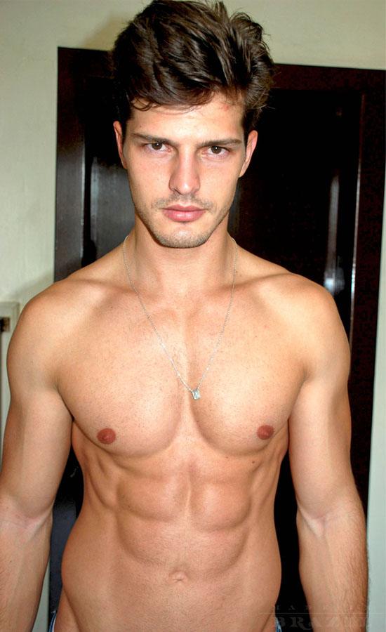 นายแบบ 020