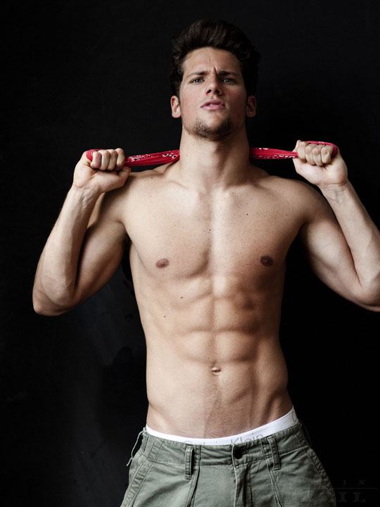 นายแบบ 020