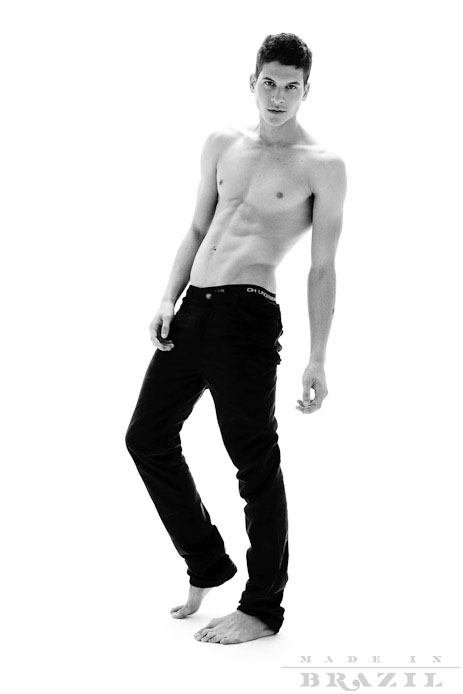 นายแบบ 020