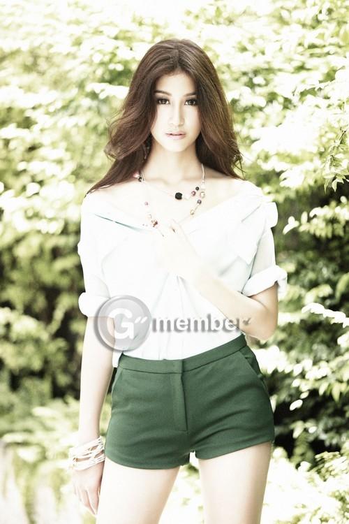 มิ้นต์-ชาลิดา & แซมมี่-ปัณฑิตา @ IN vol. 7 no.153 July 2011