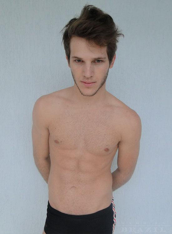 นายแบบ 021