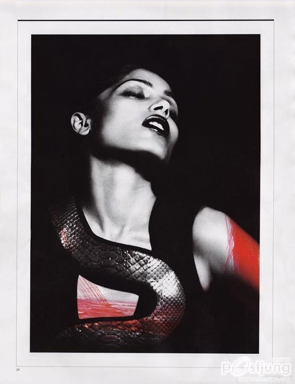 Freida Pinto @ Interview Magazine (US) August 2011