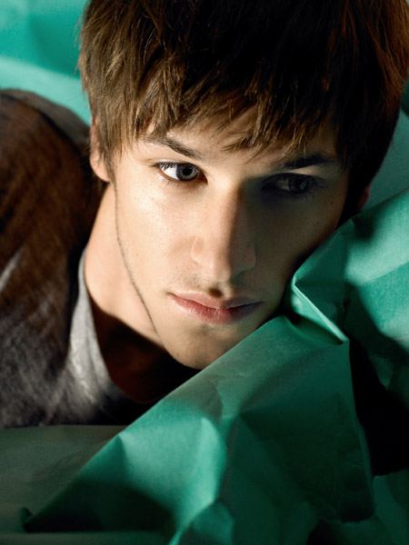 GASPARD ULLIEL มารู้จักพี่ปาดสุดหล่อกับนู๋กันเถ๊อะค่ะ คริคริ ^o^