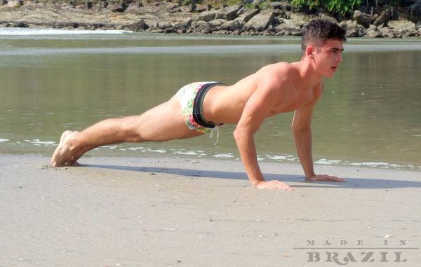 นายแบบ 022