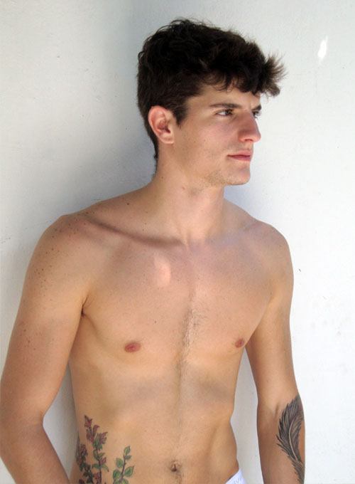 นายแบบ 022