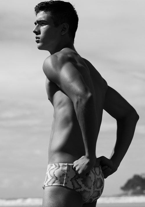 นายแบบ 022