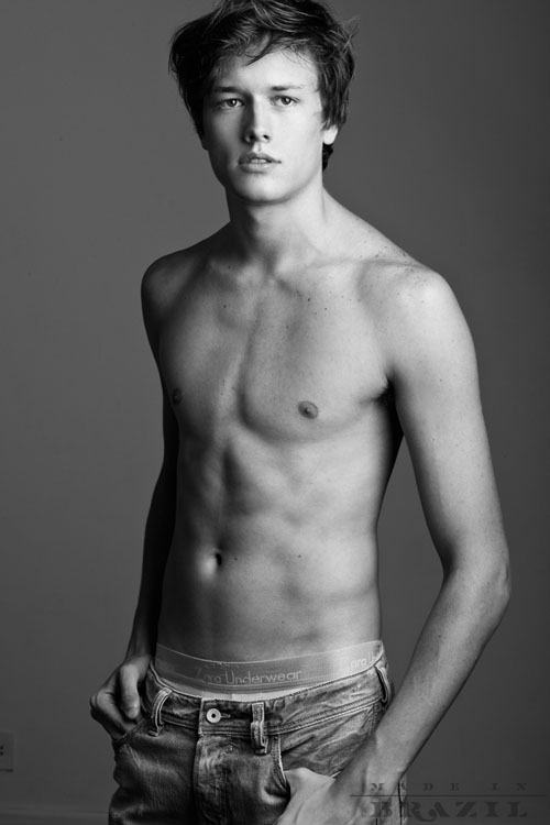 นายแบบ 023