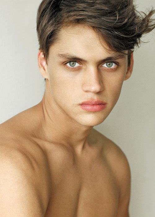 นายแบบ 024