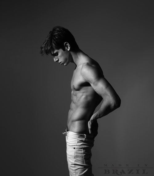 นายแบบ 024