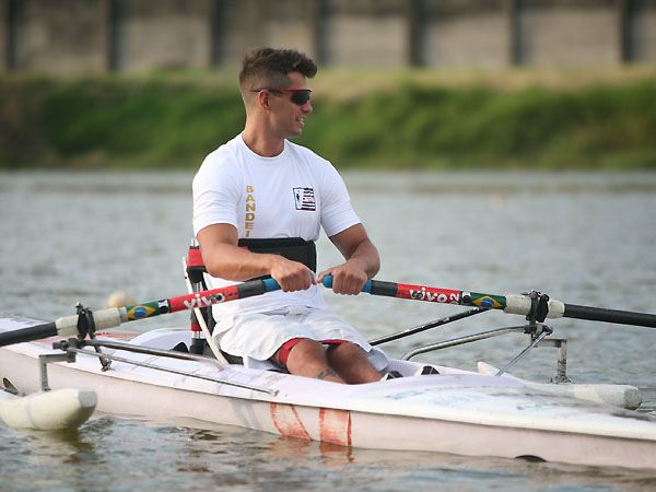 นายแบบ 024