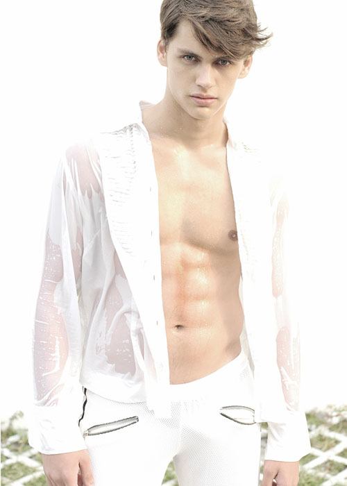 นายแบบ 024