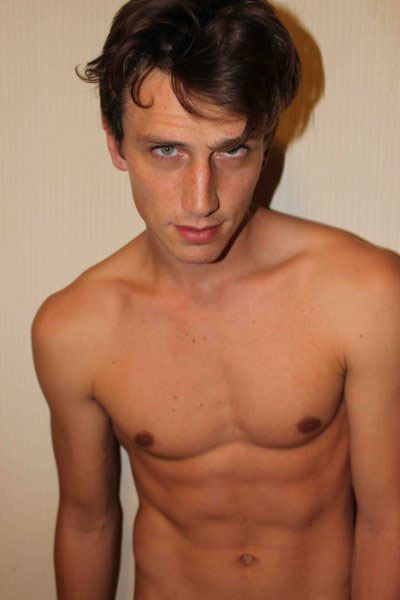 นายแบบ 024