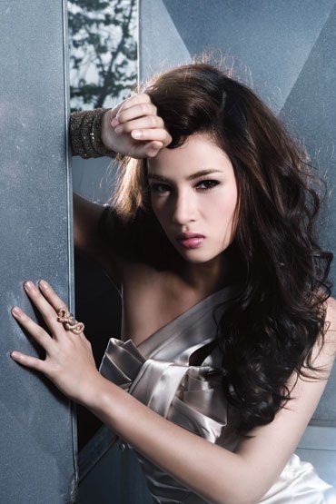 วิว-วรรณรท @ InStyle vol. 4 no. 51 August 2011