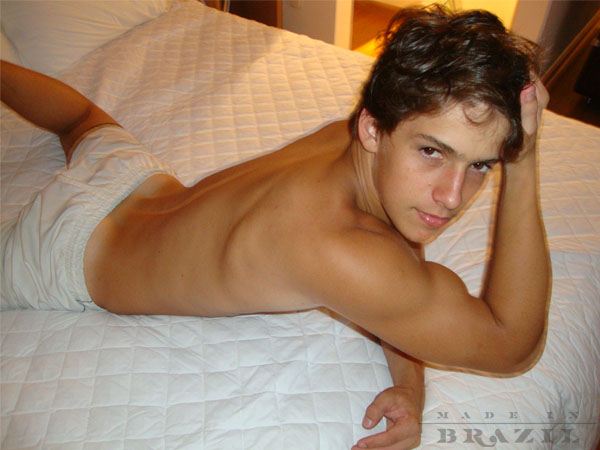 นายแบบ 028