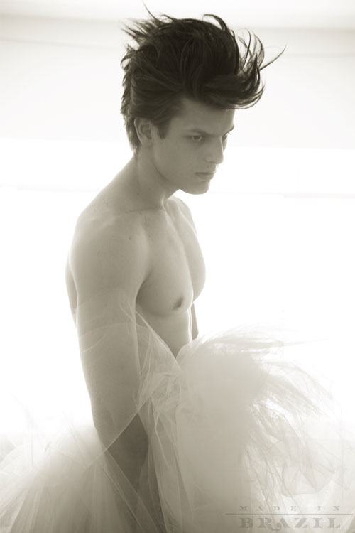 นายแบบ 028