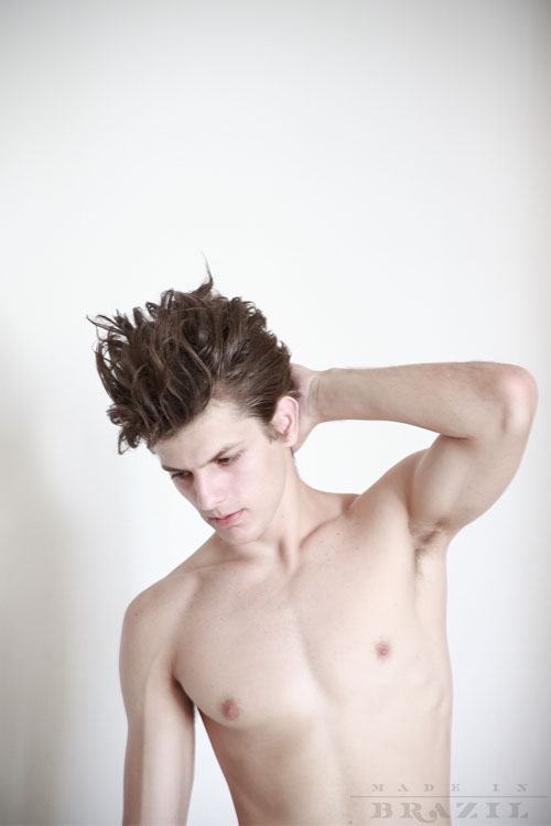 นายแบบ 028