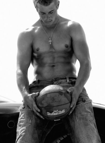 นายแบบ 030